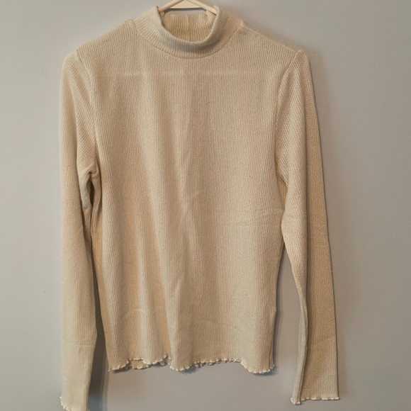 Sweater - Picture 1 of 1